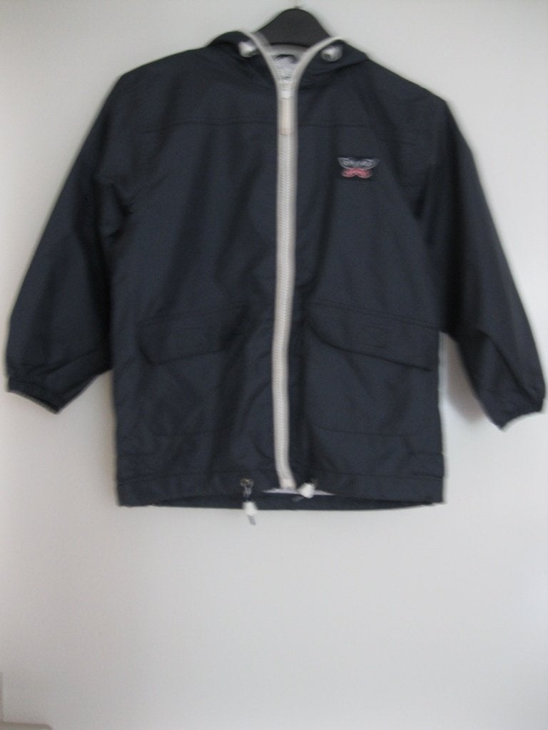 Blauw jasje regenjasje met muts  irls maat 122  zgan, Zo goed als nieuw, Girls, Jas, Verzenden