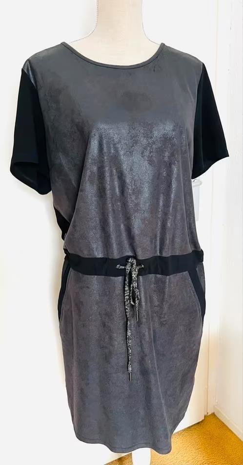 Tramontana suède look jurk maat 42[v], Kleding | Dames, Jurken, Zwart, Maat 42/44 (L), Ophalen of Verzenden, Zo goed als nieuw