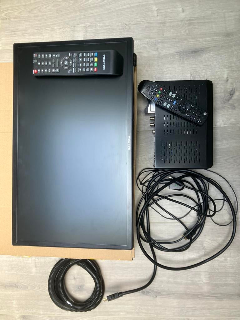 Xeobox HDS 7119 Satelliet Ontvanger & Solara 19" TV/DVD, Overige merken, 50 Hz, HD Ready (720p), Ophalen of Verzenden