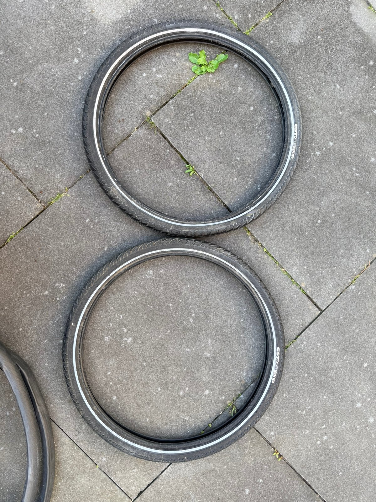 Buitenband + binnenband 20 inch CST/Vredenstein 2x, Ophalen, Band, Kinderfiets, Zo goed als nieuw