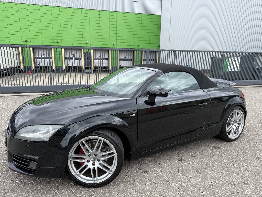 Audi TT 2.0 Tfsi Roadster S-Line 2007 Zwart, Auto's, Audi, TT, Zwart, 4 cilinders, Zwart
