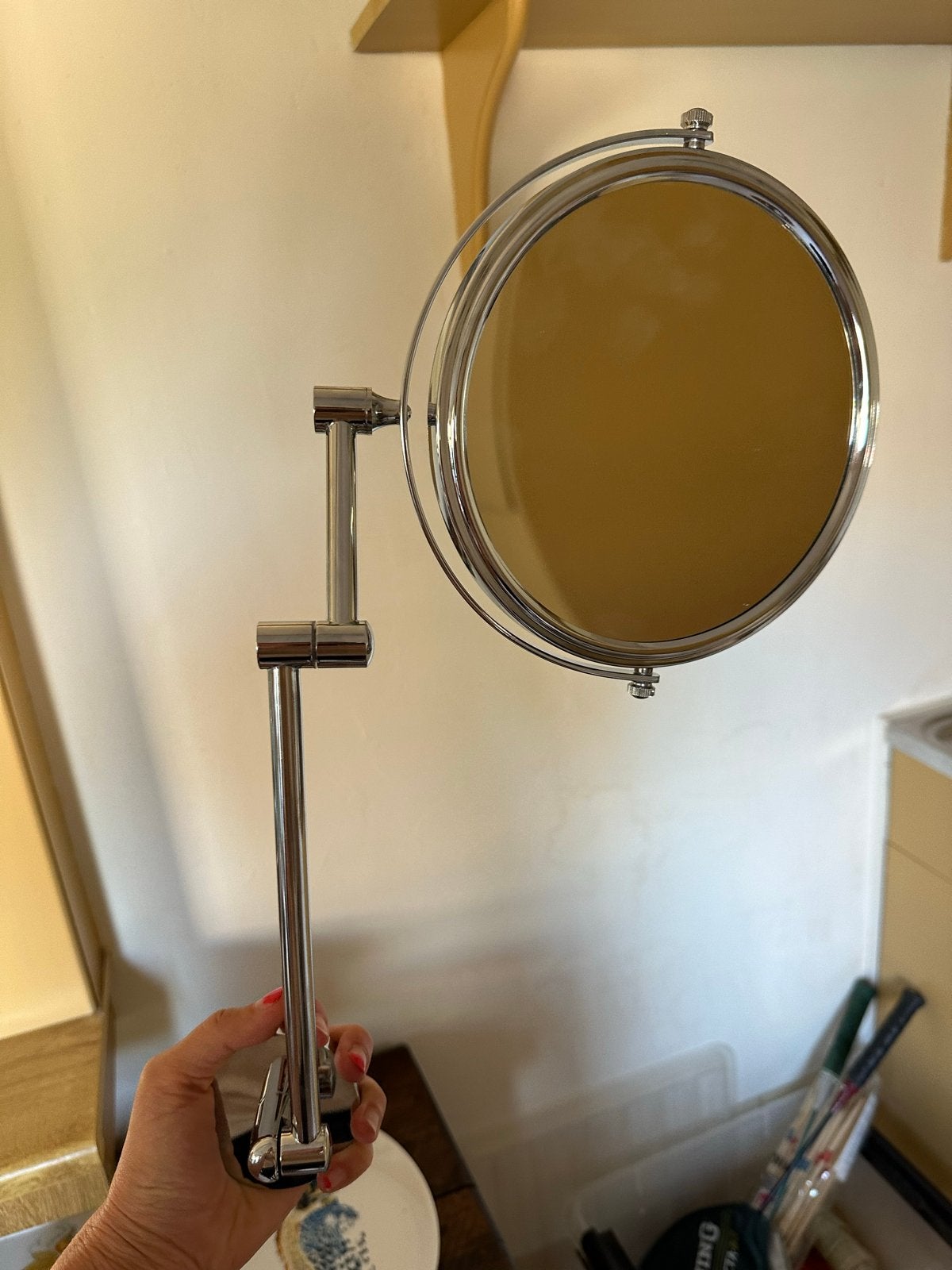 Vergrotende make-up spiegel met zwenkarm, Ophalen, Minder dan 50 cm, Rond, Nieuw