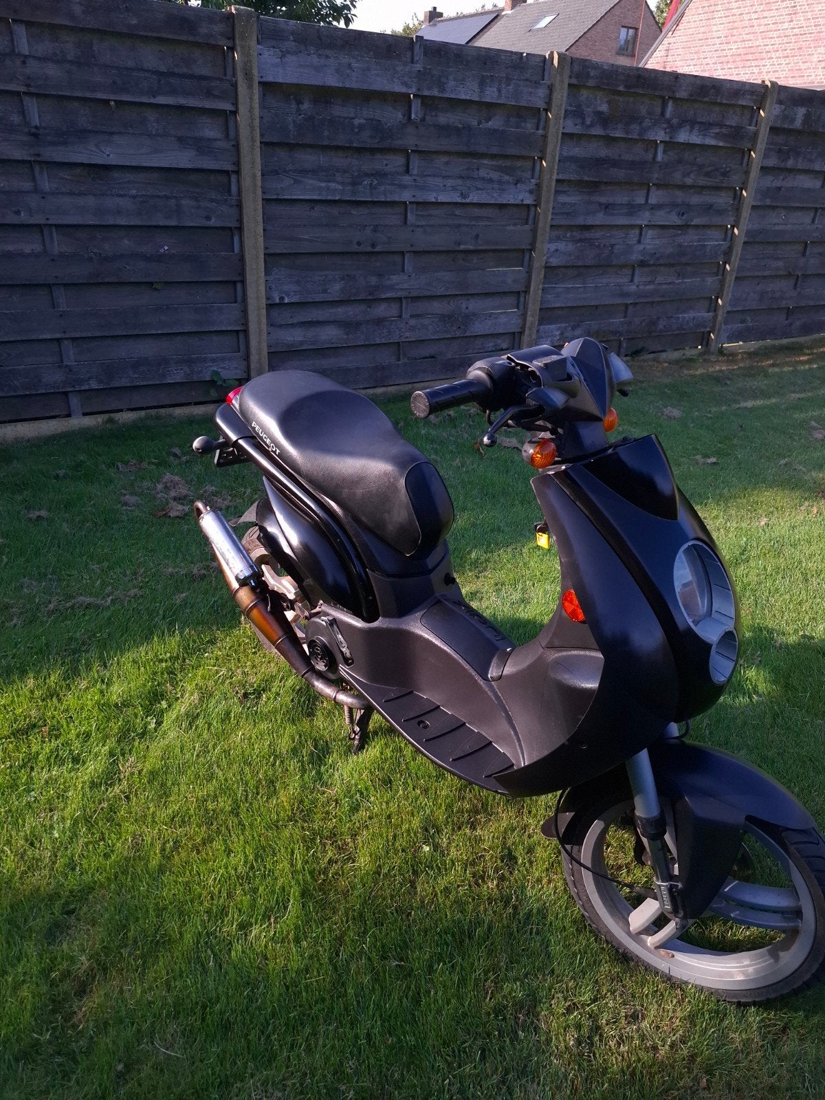 peugeot ludix 70cc, Ophalen, Zo goed als nieuw, Tweetakt, Peugeot