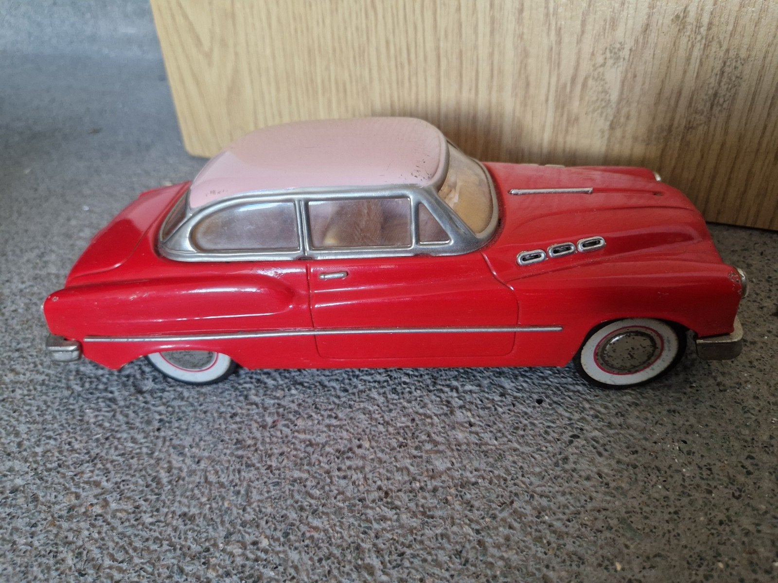 Vintage model/Speelgoedauto met Roze Dak, Ophalen of Verzenden, Groter dan 1:32, Auto, Overige merken