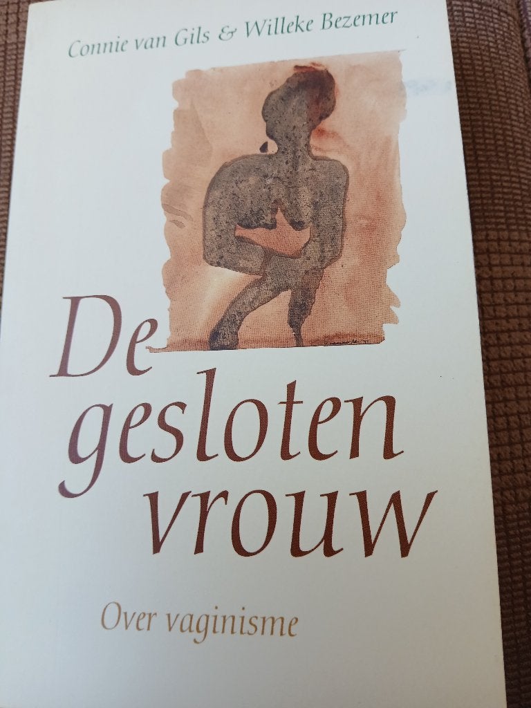 De gesloten vrouw, Ophalen of Verzenden, Zo goed als nieuw, Connie van Gils en Willeke Bezemer