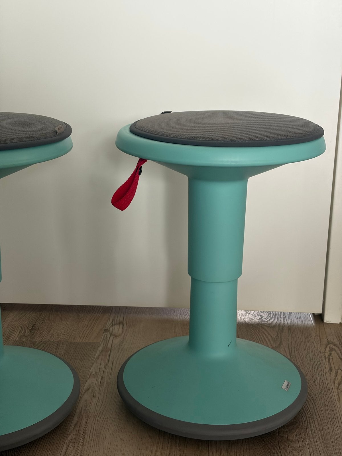 Interstuhl UPis1 actieve kruk Junior - 2 stuks, Huis en Inrichting, Ophalen, Kunststof, Twee, Overige kleuren