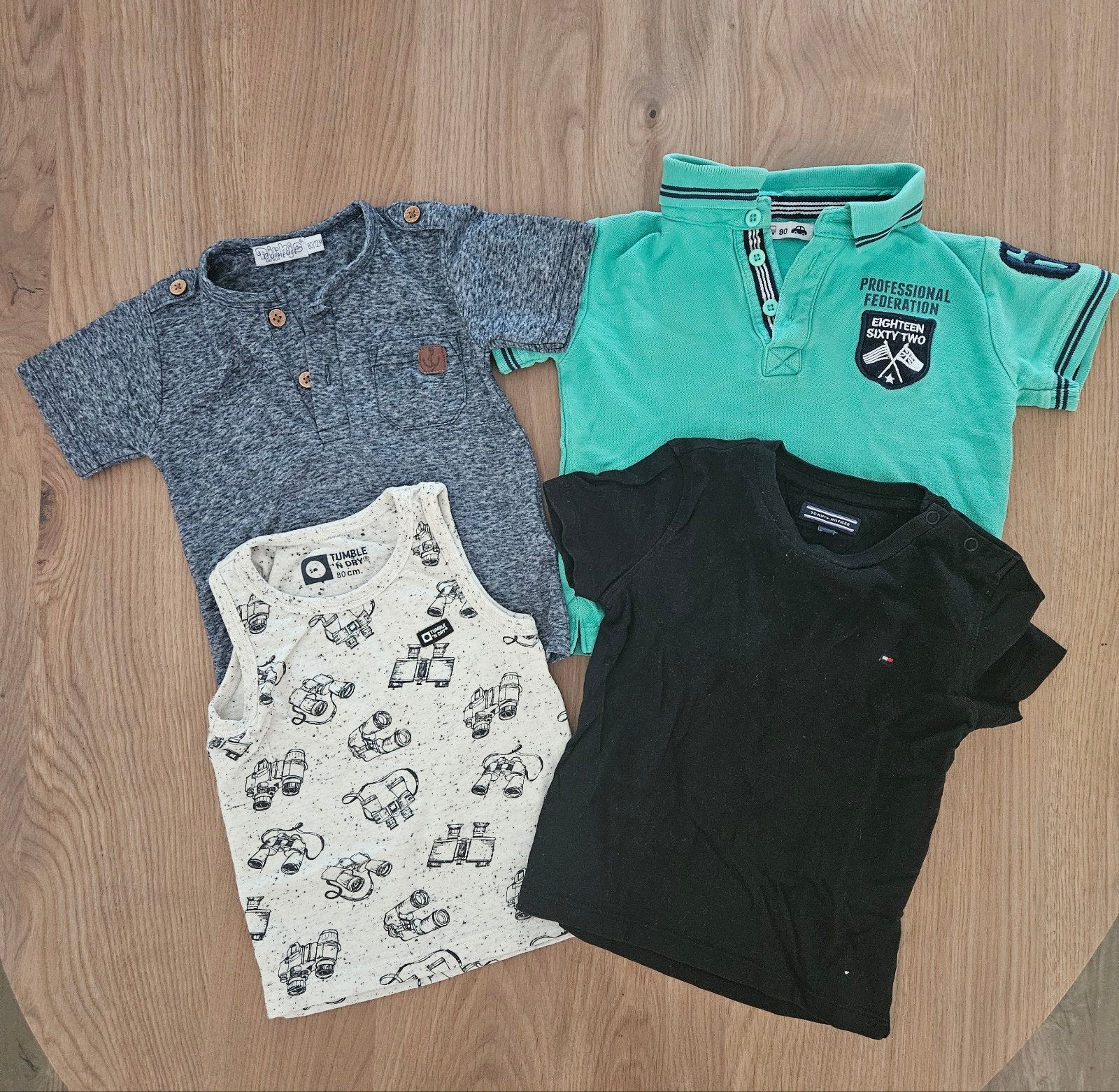 Jongens T shirts maat 80/86, Kinderen en Baby's, Kinderkleding | Kinder-kledingpakketten, Ophalen of Verzenden, Gebruikt
