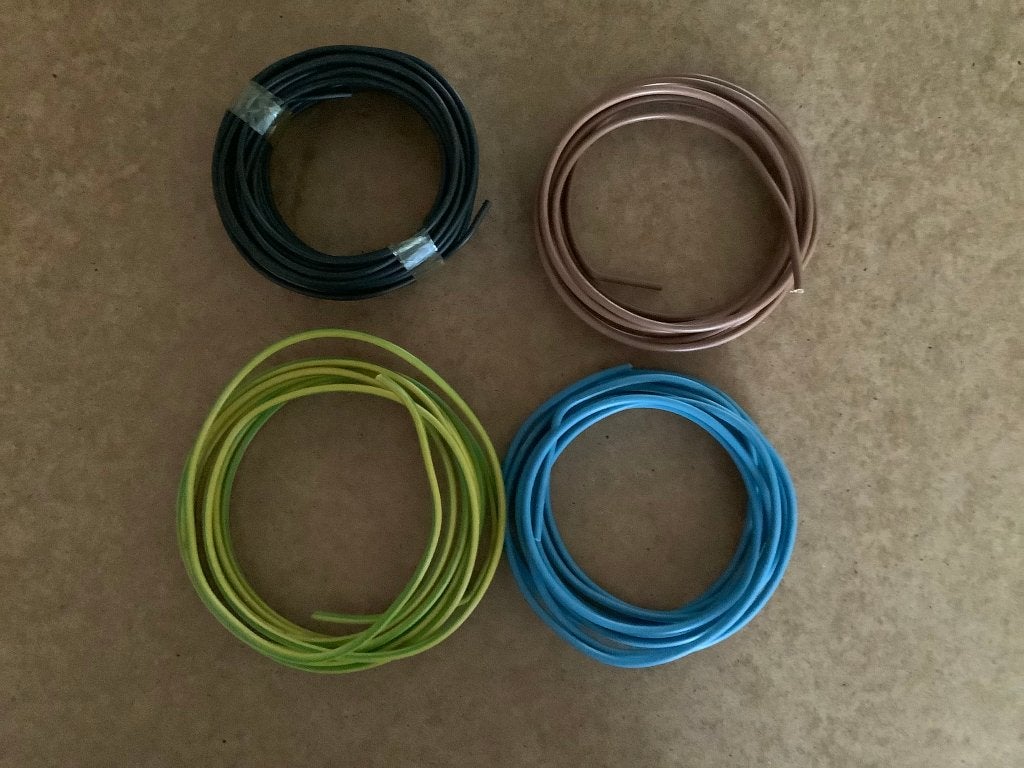 Bedradingskabels - zwart, bruin, blauw, geel/groen, Ophalen of Verzenden, Nieuw, Kabel of Snoer