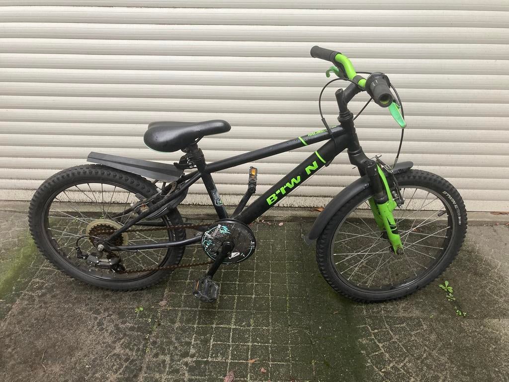 Stoere B’twin jongensfiets • 20 inch, Fietsen en Brommers, Fietsen | Jongens, Ophalen, Gebruikt, 20 inch, Versnellingen