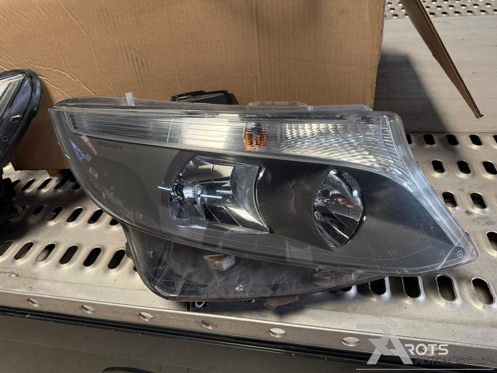 Mercedes V-Klasse W447 Koplamp Rechts 2014-2022, Gebruikt, -, -, Ophalen of Verzenden