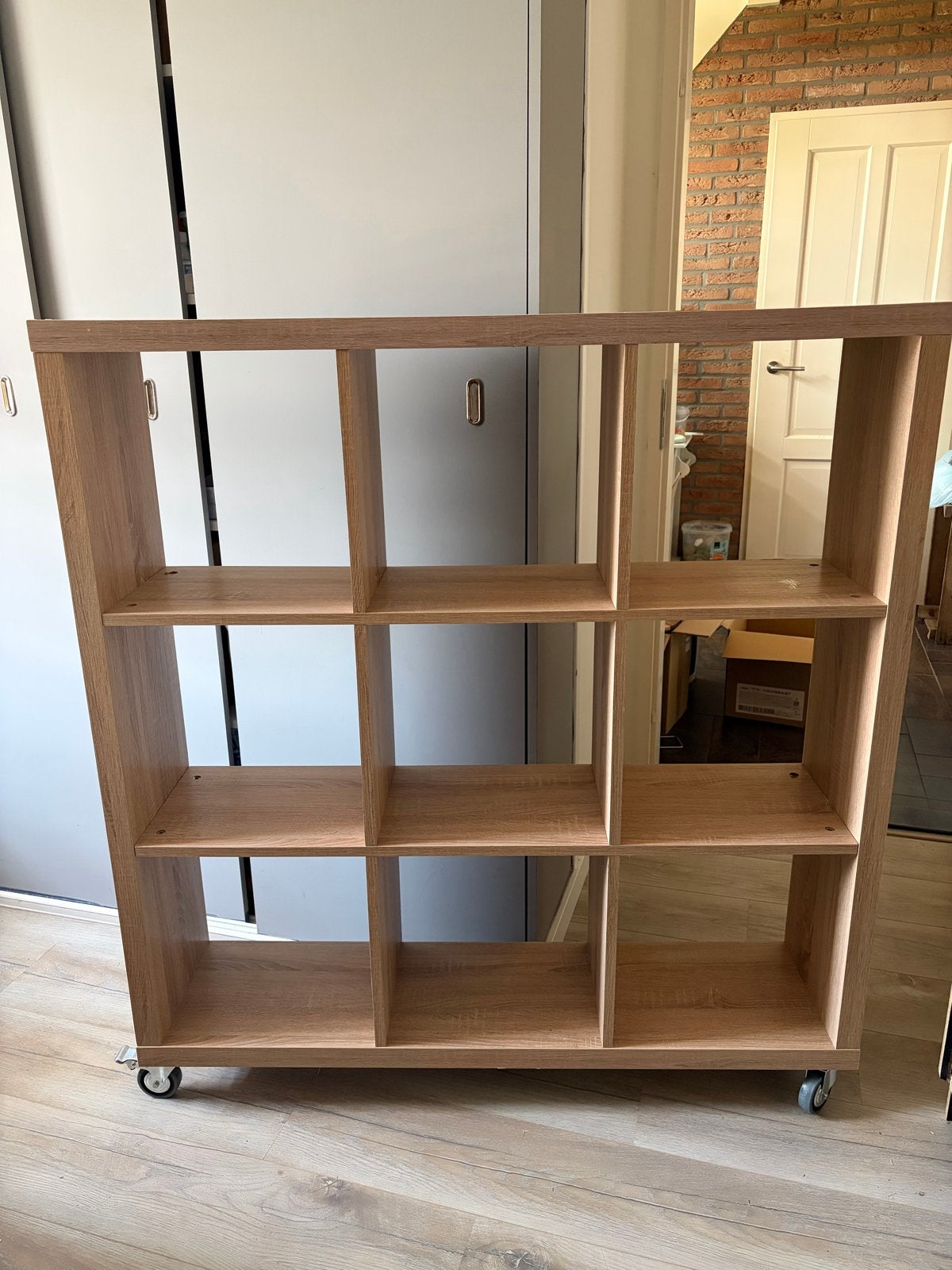Ikea Kallax Vakkenkast op wielen - Eikenlook, Huis en Inrichting, Ophalen, Met plank(en), Gebruikt, 100 tot 150 cm