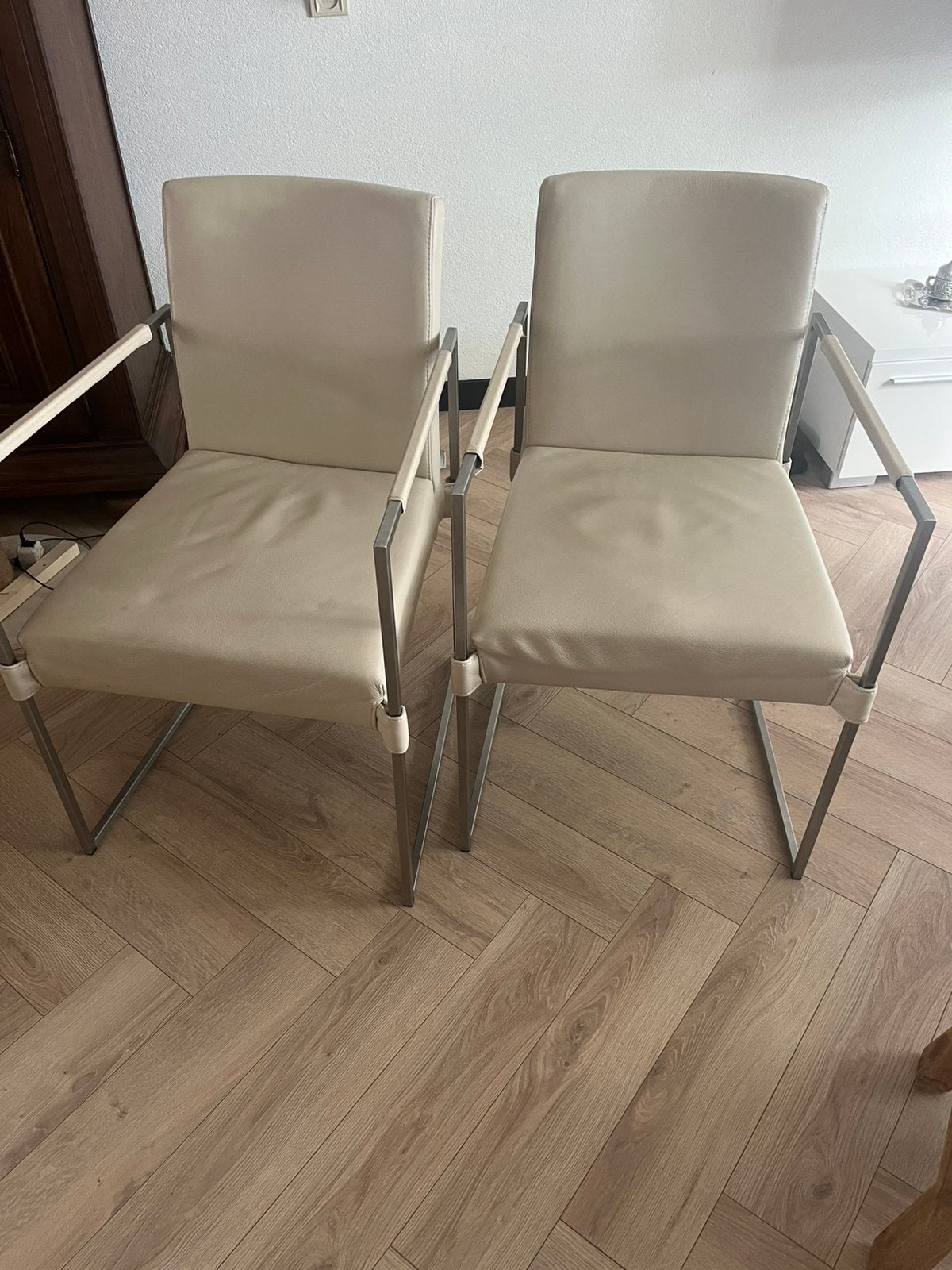 6 Design eetkamerstoelen, Huis en Inrichting, Ophalen, Zo goed als nieuw, Leer