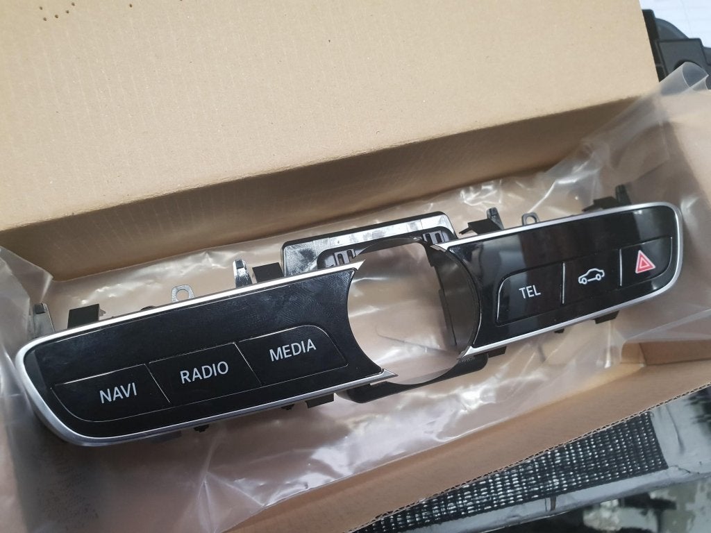 Bedieningspaneel W213 E-Klasse A2139056308, Niet ingevuld, Niet ingevuld, Niet ingevuld, Mercedes-Benz