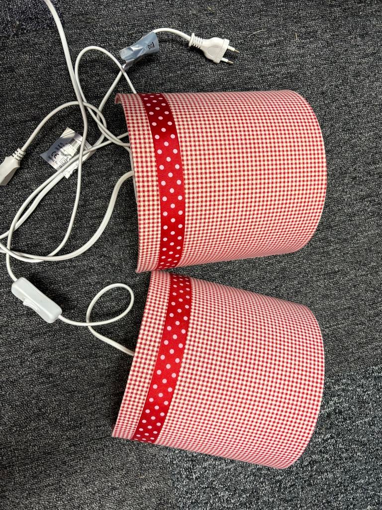 Set van 2 rode geruite lampenkappen met stippen, Huis en Inrichting, Lampen | Lampenkappen, 25 tot 50 cm, Rond, Ophalen of Verzenden