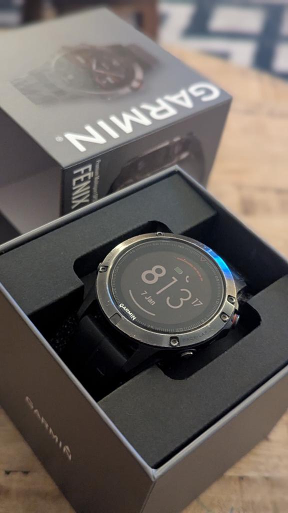 Garmin Fenix 5 - GPS Smartwatch (bandje aan vervanging toe), Gebruikt, Zwart, Garmin, Ophalen of Verzenden