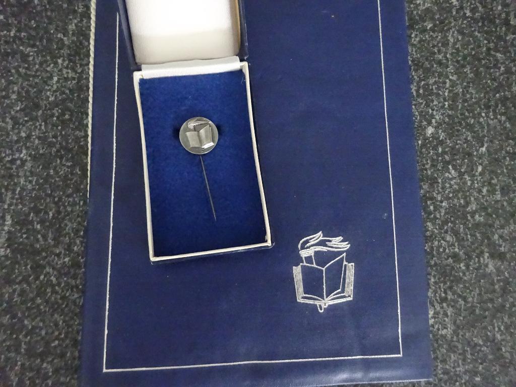 DDR: oorkonde Gesellschaft Urania Zilver, Ophalen of Verzenden