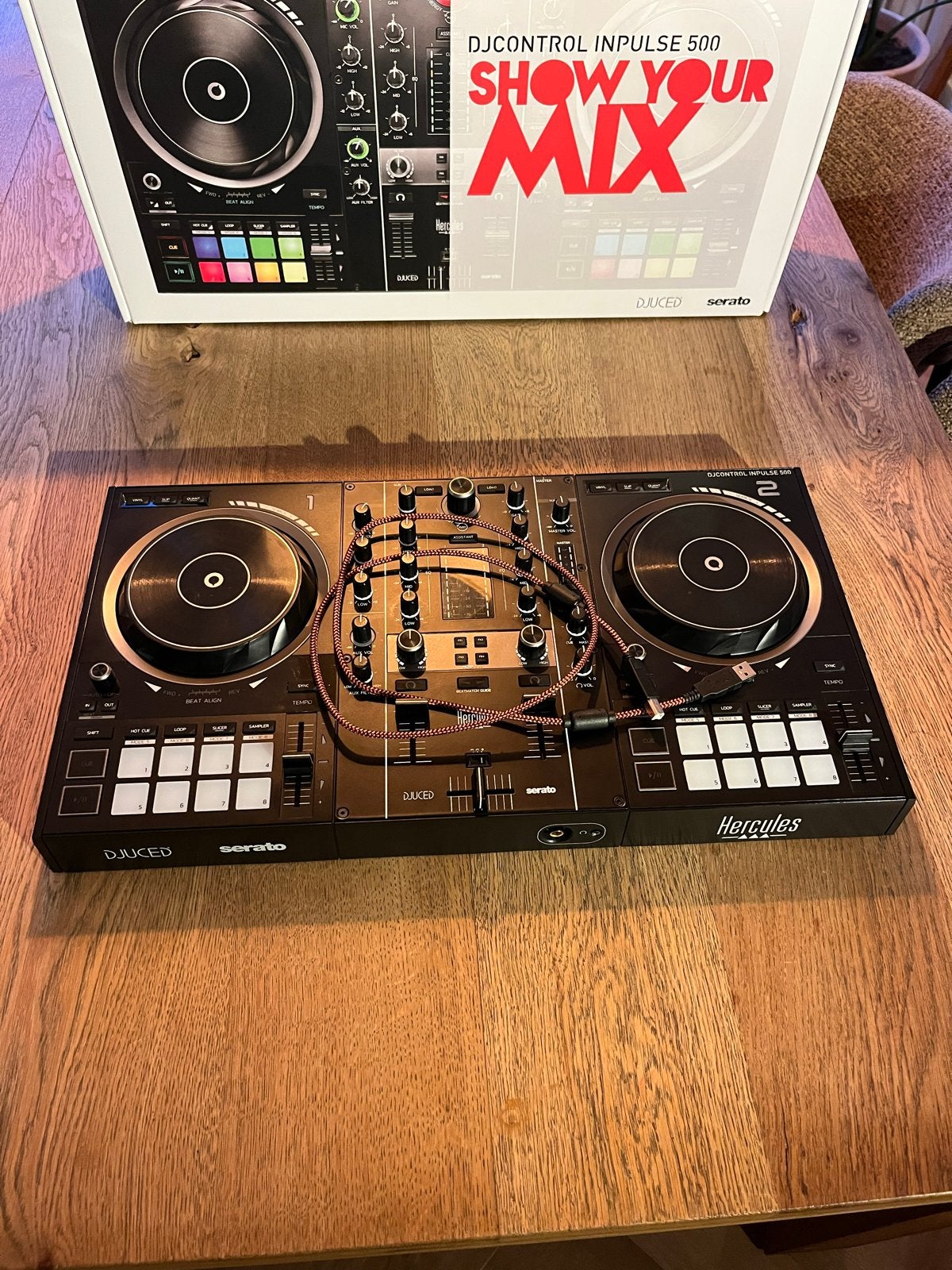 Foto 3 van Hercules DJControl Inpulse 500 DJ-controller