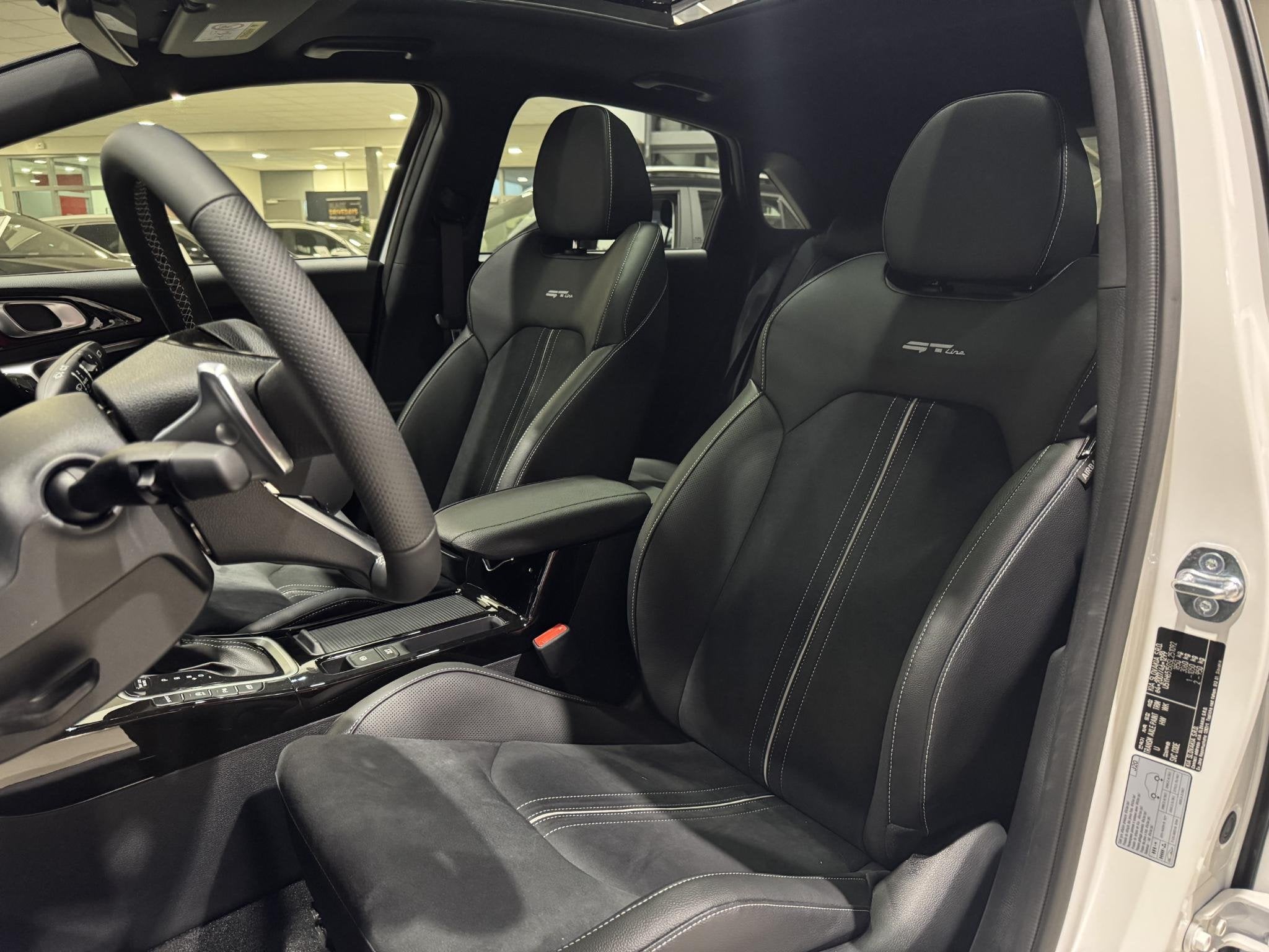 Kia Ceed 1.5 T-GDi GT-PlusLine GT-PLUSLINE nu op voorraad ko, Auto's, Stof, Euro 6, 4 cilinders, 160 pk