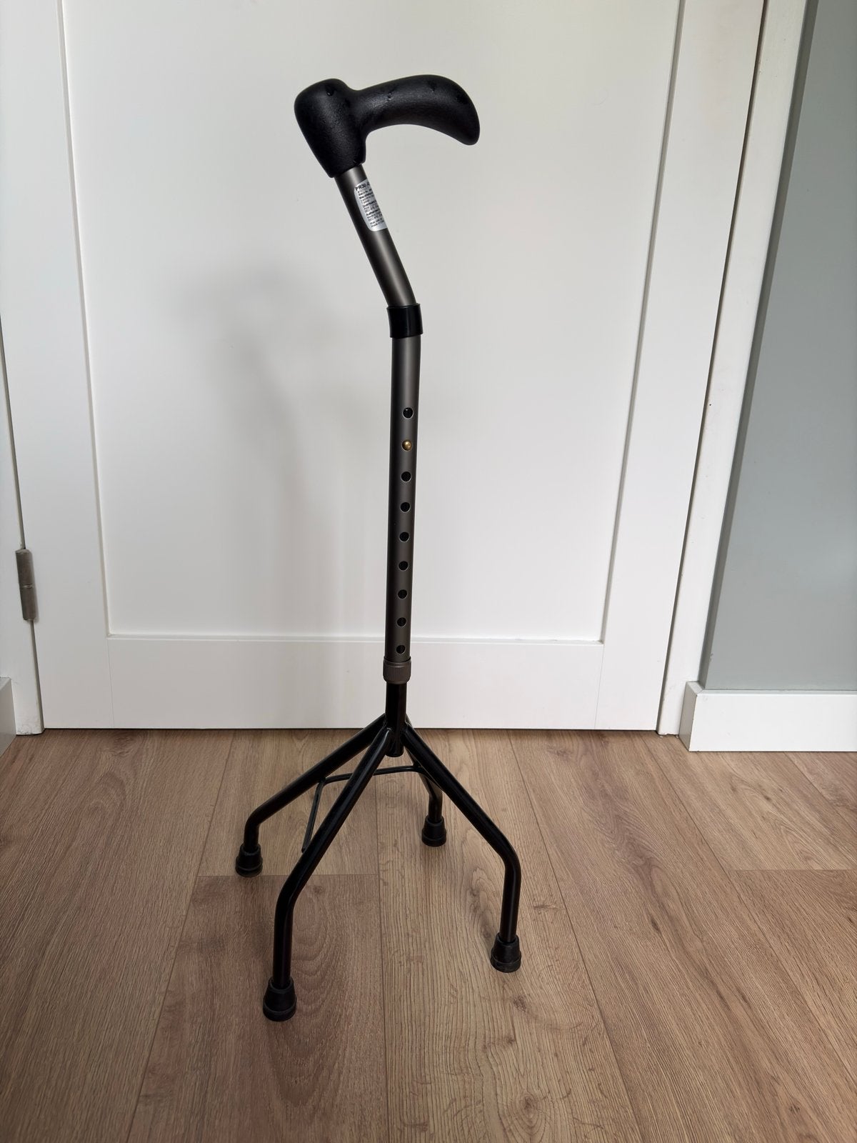 Verstelbare 4-poot wandelstok, Ophalen