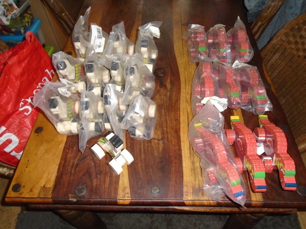 Houten speel beestjes 22 stuks, Ophalen, Nieuw, Rij- of Hobbelspeelgoed