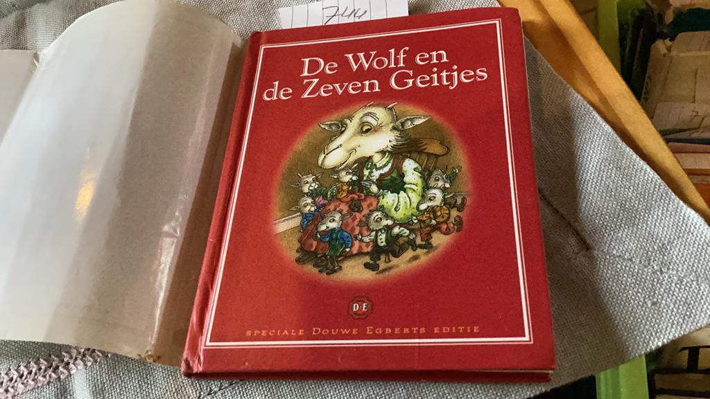 De wolf en de zeven geitjes Douwe Egberts, Ophalen of Verzenden, Zo goed als nieuw, Overige typen