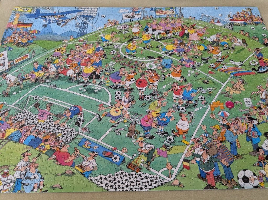 Puzzel Jan van Haasteren Europa's Voetbalkampioen, Ophalen of Verzenden, 500 t/m 1500 stukjes, Gebruikt, Legpuzzel