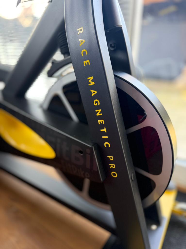 Fitbike race magnetic pro, Sport en Fitness, Ophalen, Zo goed als nieuw, Spinningfiets