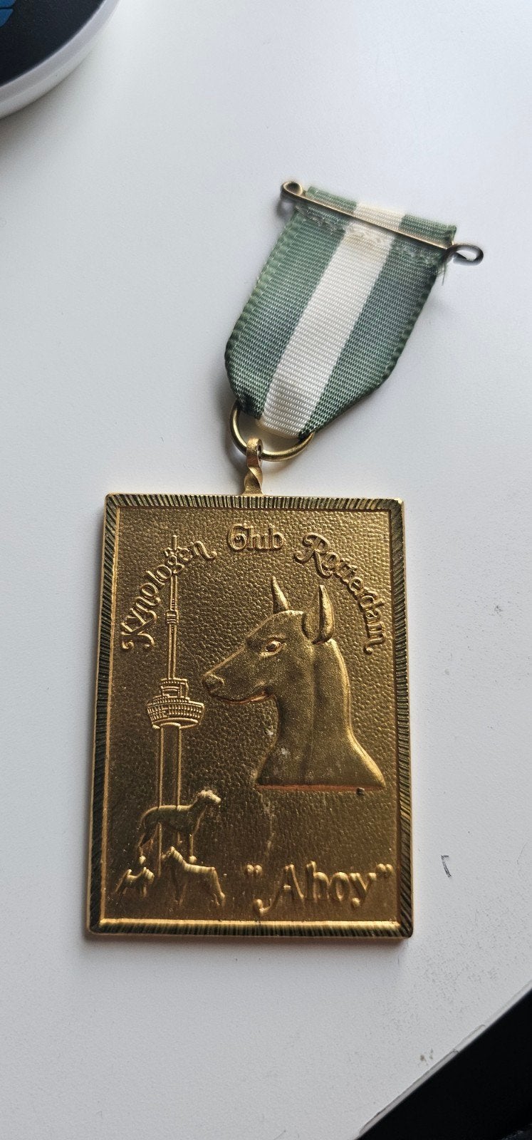 Hondenclub Rotterdam Medaille "Ahoy", Ophalen of Verzenden, Overige materialen, Nederland