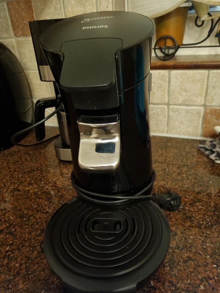 Senseo Koffiepadmachine - Zwart - Goed Onderhouden, Witgoed en Apparatuur, Gebruikt, Koffiemachine, Ophalen of Verzenden, 2 tot 4 kopjes