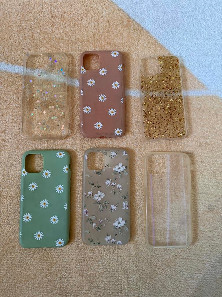 iPhone 11 Pro Case Bundle – 6 Cases (Floral & Glitter Mix), Gebruikt, IPhone 11 Pro, Hoesje of Tasje, Ophalen of Verzenden