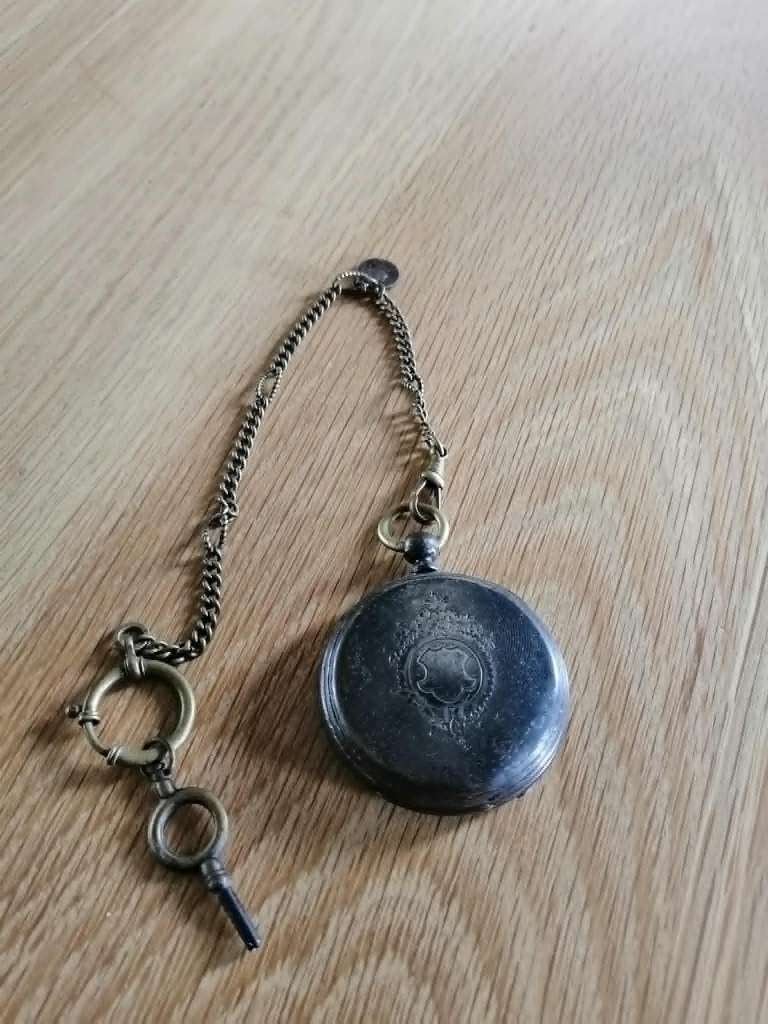Zak horloge 1930 - 1960 met ketting en sleutel, Overige merken, Zakhorloge, Staal, Ophalen of Verzenden