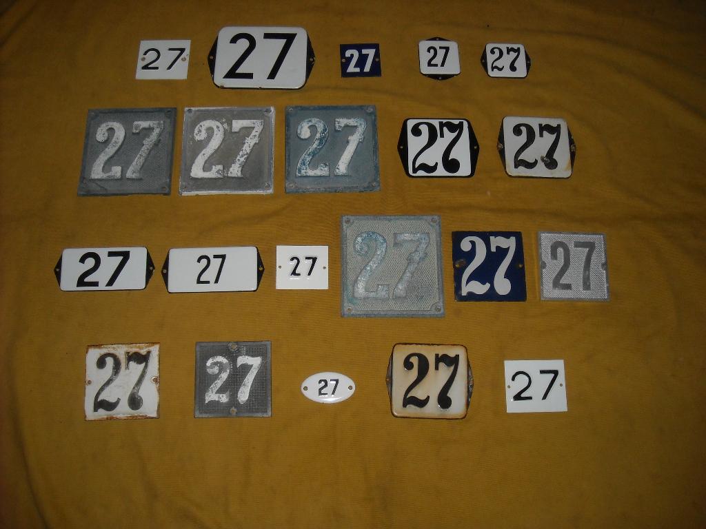 oud emaille huisnummer 27 ook 28 29 30 31 32 33 34 35 36 37, Antiek en Kunst, Ophalen of Verzenden
