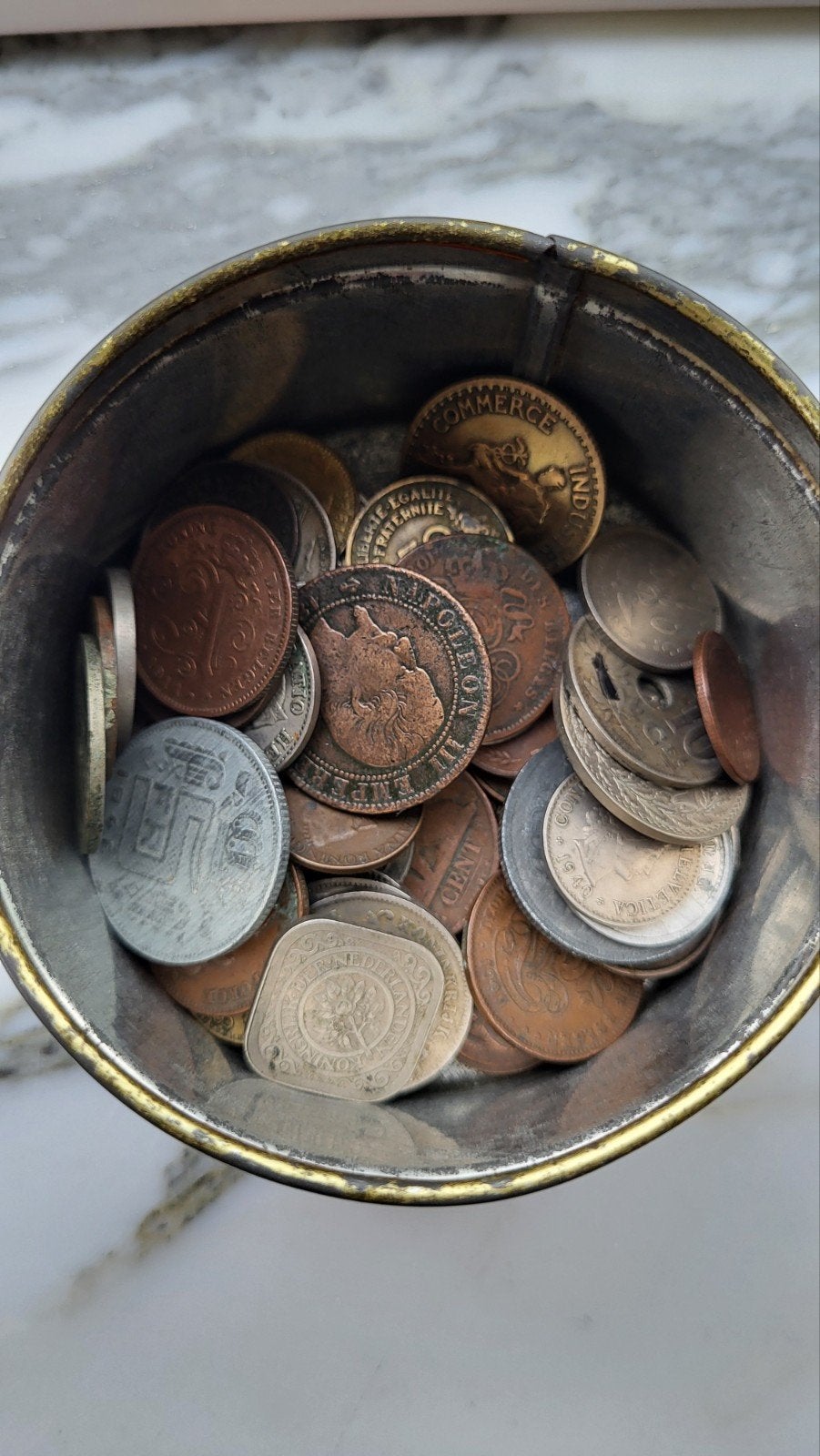 Blikje met diverse oude munten - verzameling, Postzegels en Munten, Munten en Bankbiljetten | Toebehoren, Ophalen of Verzenden