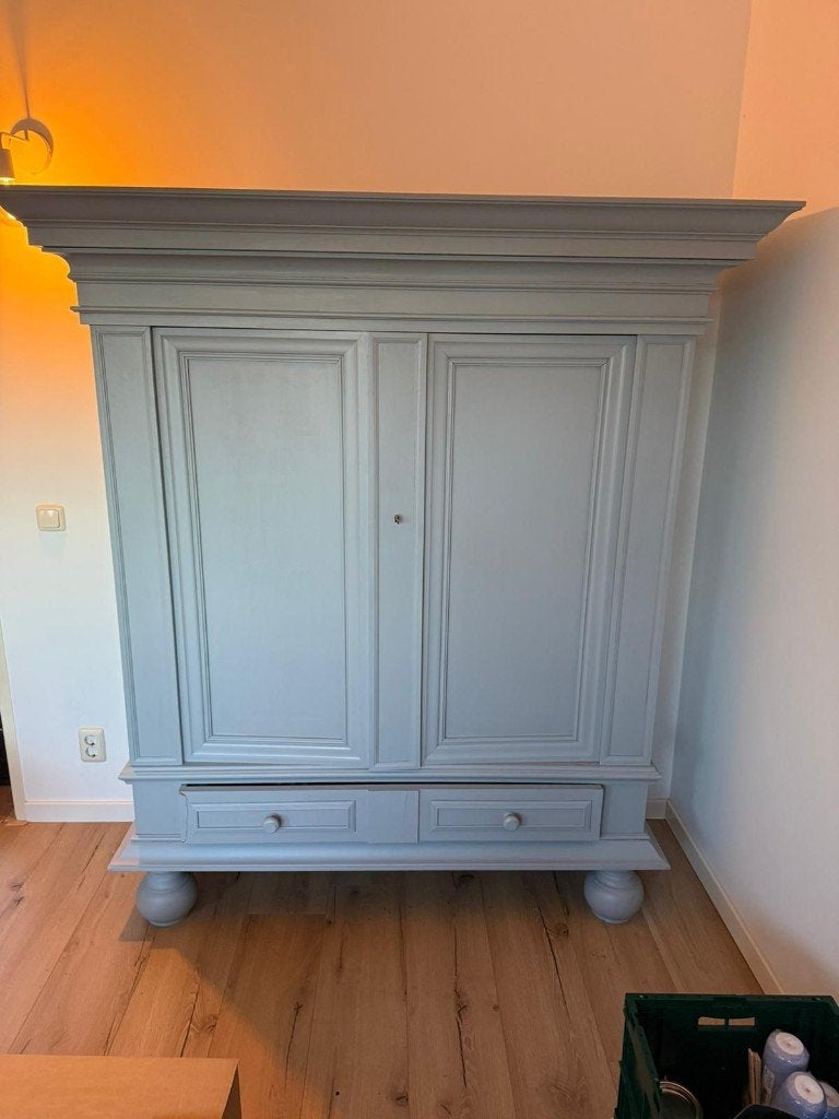 Servieskast, Ophalen, Met plank(en), Gebruikt, 100 tot 150 cm