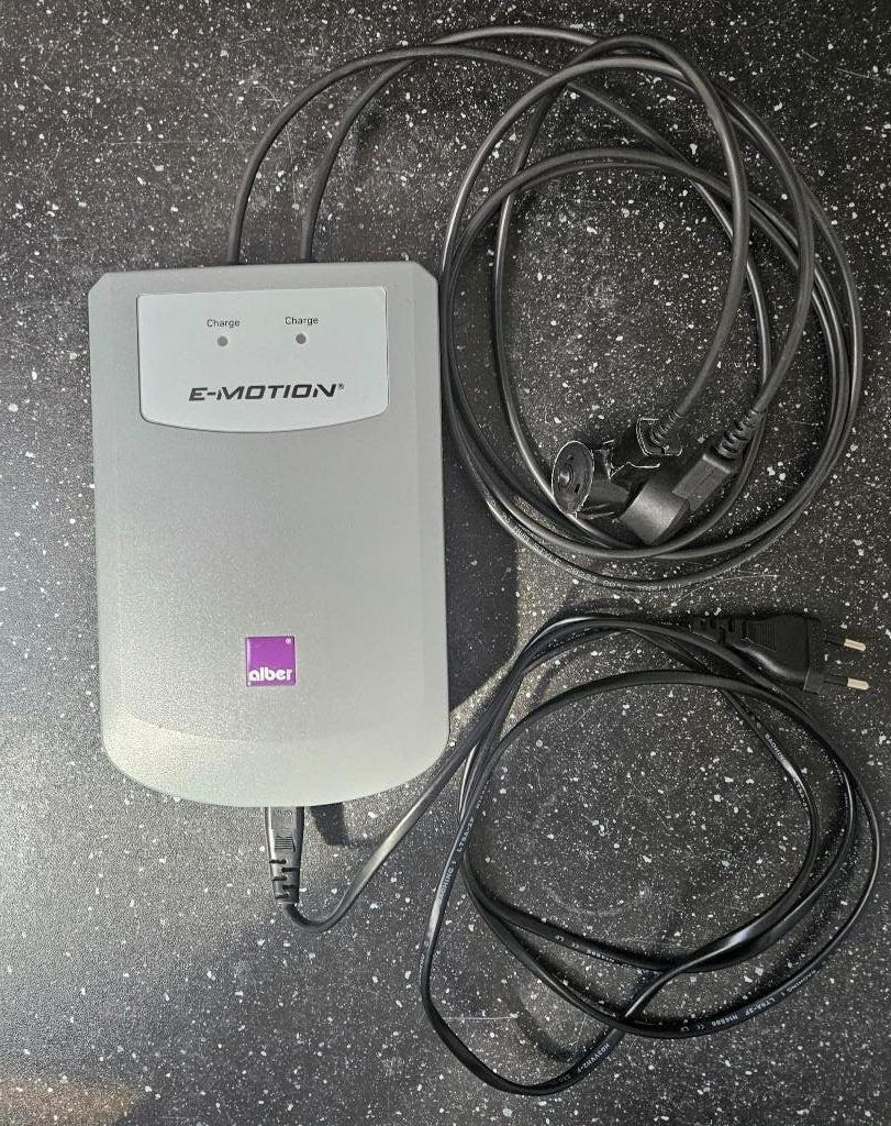 Alber e-motion M25 Acculader - Model PS4820 DEFECT, Ophalen, Gebruikt, Elektrische rolstoel