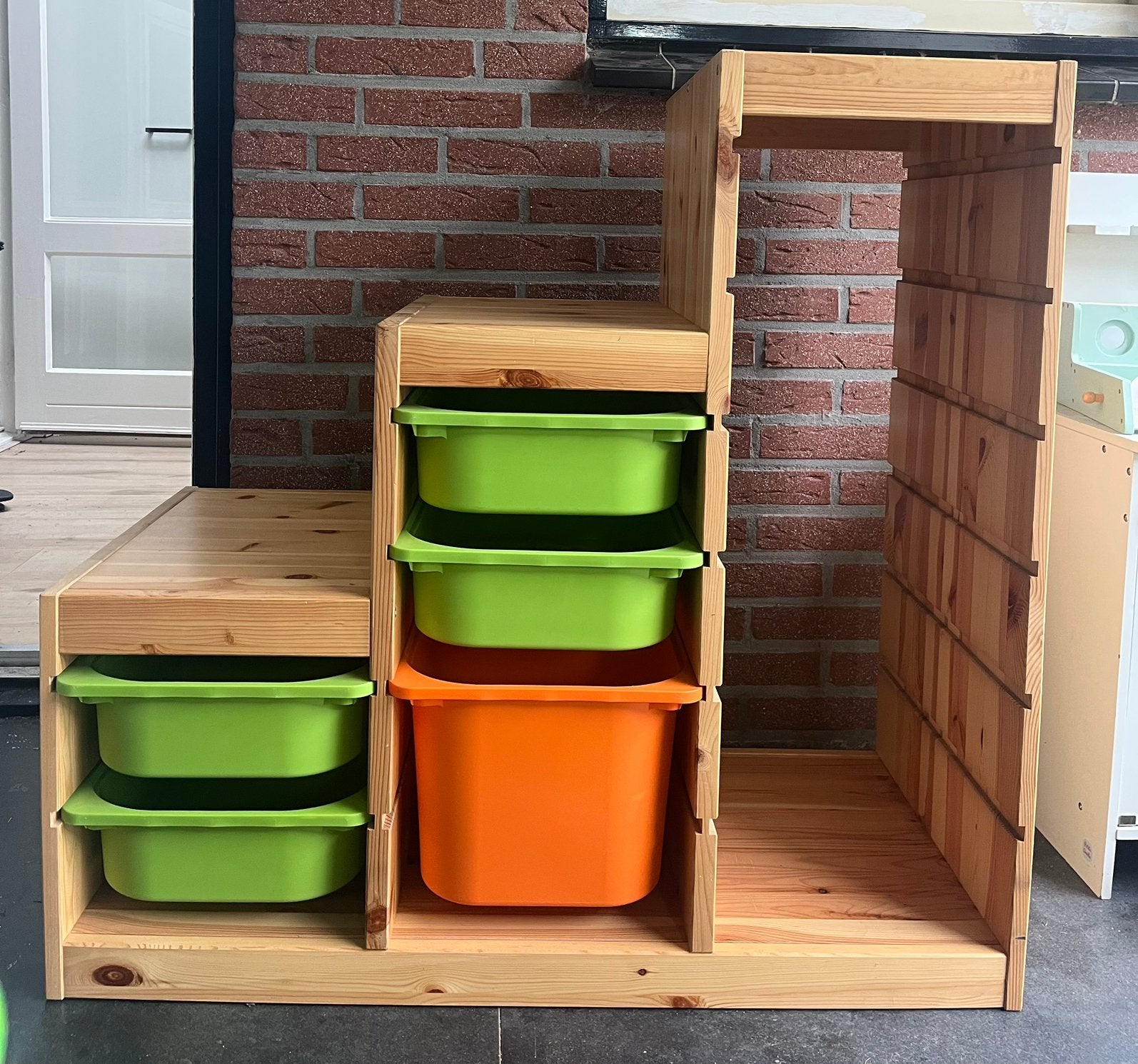 Tofast Ikea inclusief 5 bakken, Ophalen, 5 laden of meer, 50 tot 100 cm, Zo goed als nieuw