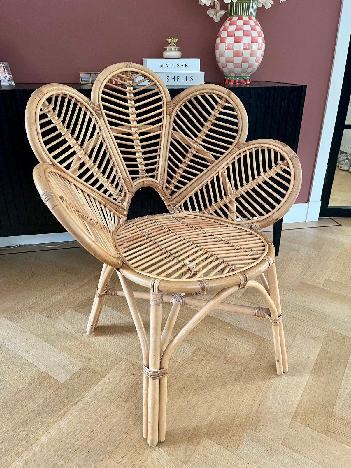 Rotan bloem stoel, Huis en Inrichting, Stoelen, Ophalen, Zo goed als nieuw, Bruin, Eén