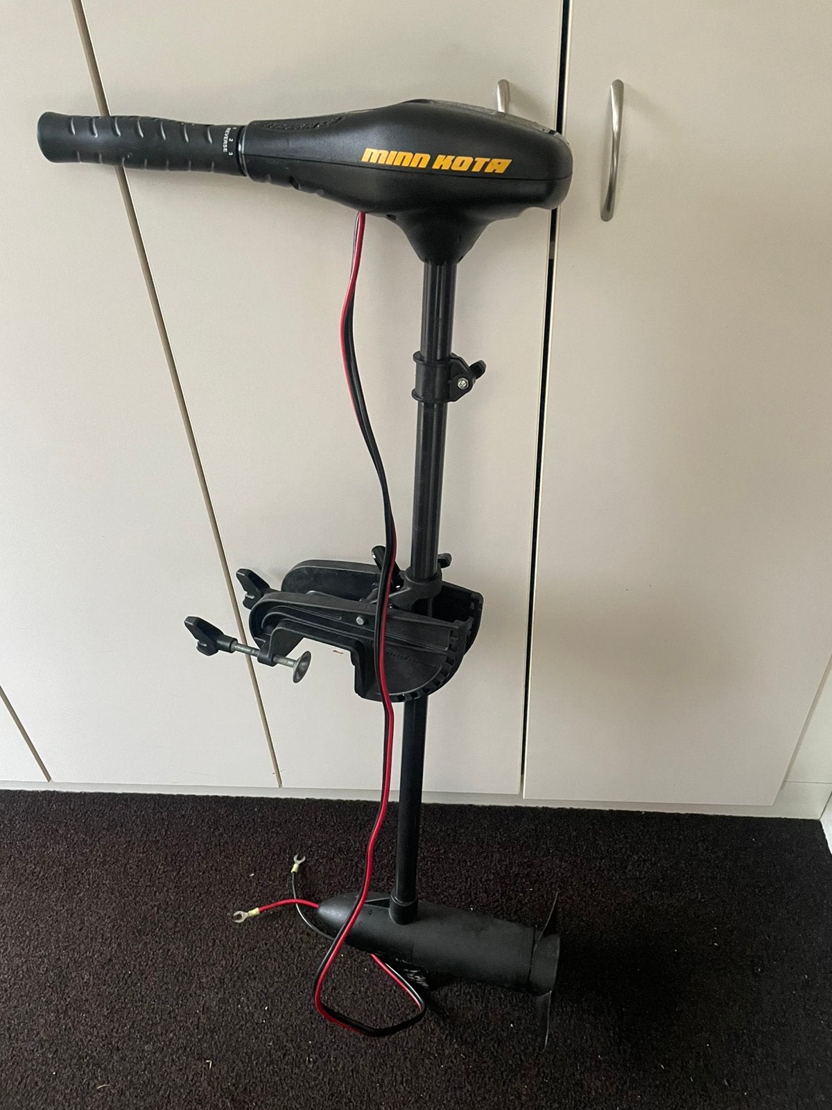 Fluistermoter   -  Minn kota  -  Endura.40 en 2 accu’s, Ophalen, Zo goed als nieuw, Motor en Techniek