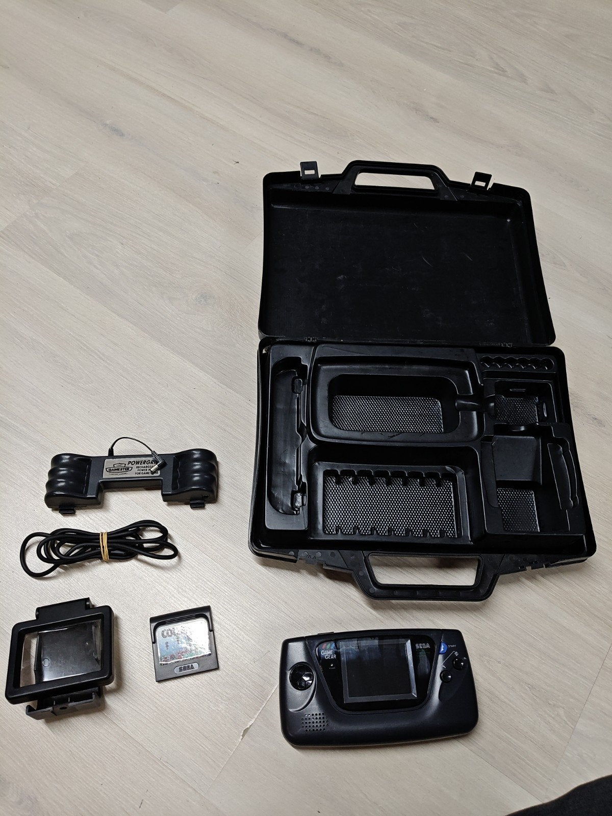 SEGA GAME GEAR met accessoires en koffer, Gebruikt, Niet van toepassing, Niet van toepassing, Ophalen of Verzenden