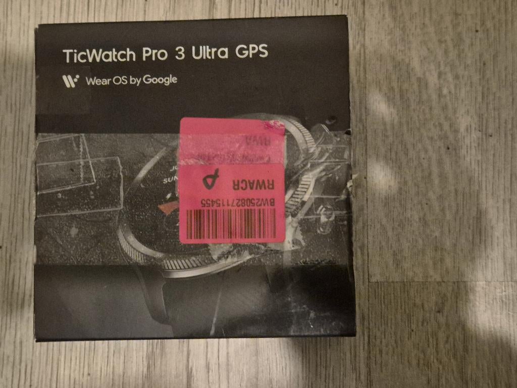 ticwatch pro 3 gps smartwatch wear os by google wh12018, Zwart, Nieuw, Ophalen of Verzenden, GPS