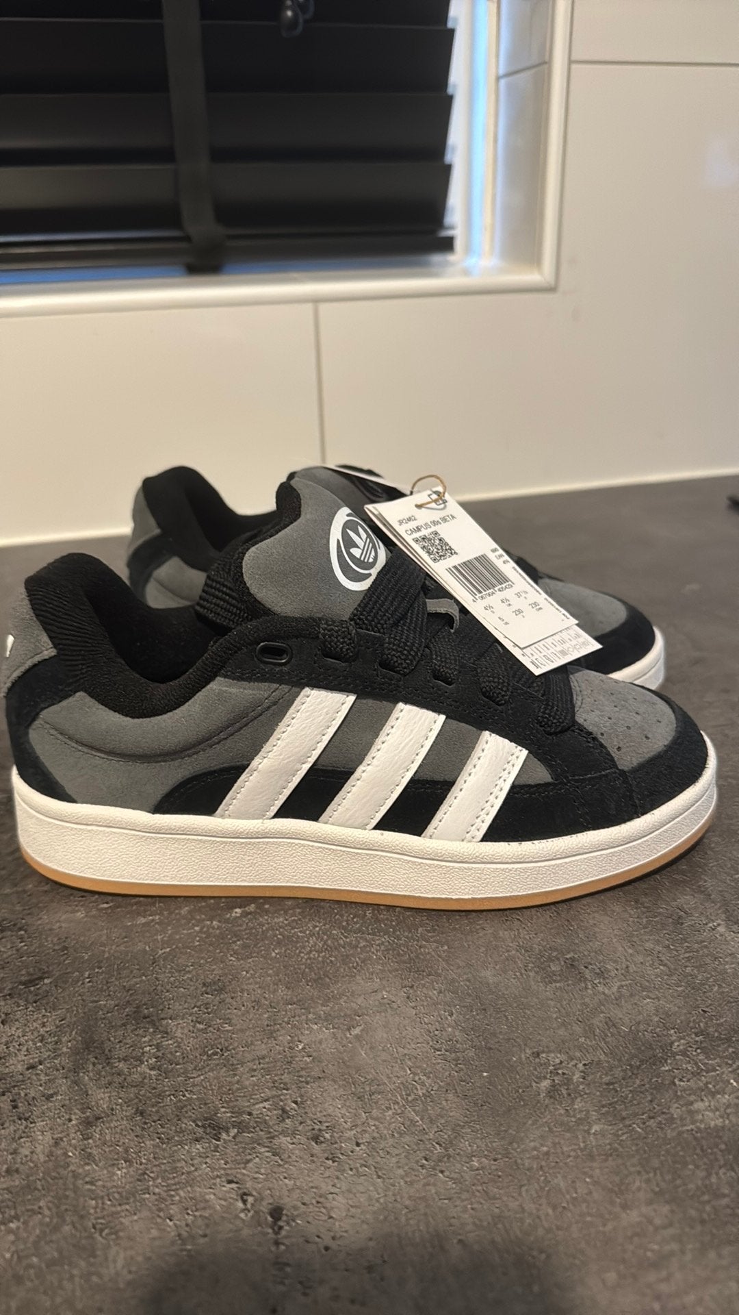 Adidas Campus Grijs/Zwart Maat 37 1/3, Ophalen of Verzenden, Nieuw, Zwart, Sneakers of Gympen