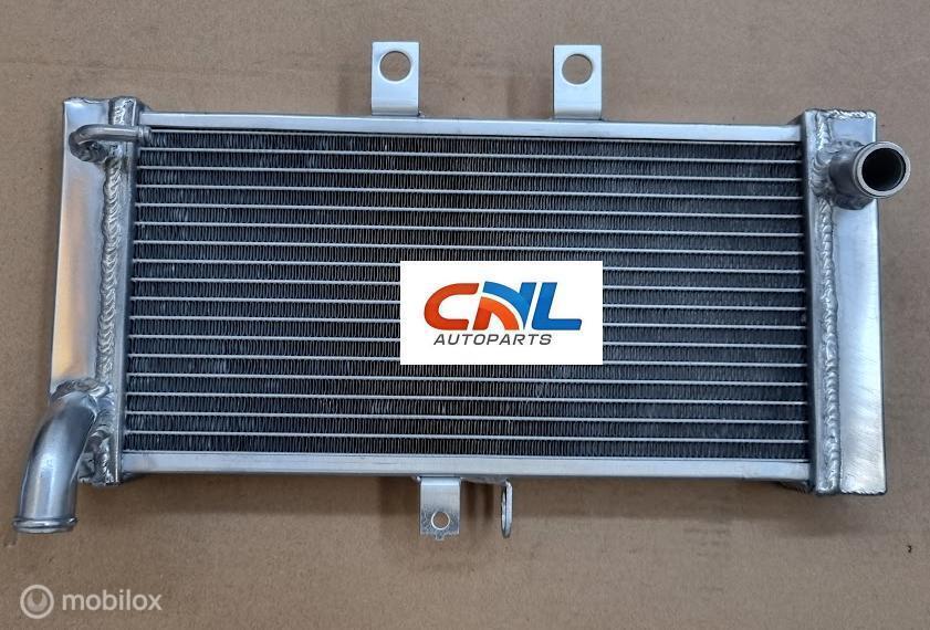 Radiateur Suzuki Bandit 650 GSF650 2007-2016 2010 2011 2012, Nieuw, Ophalen of Verzenden