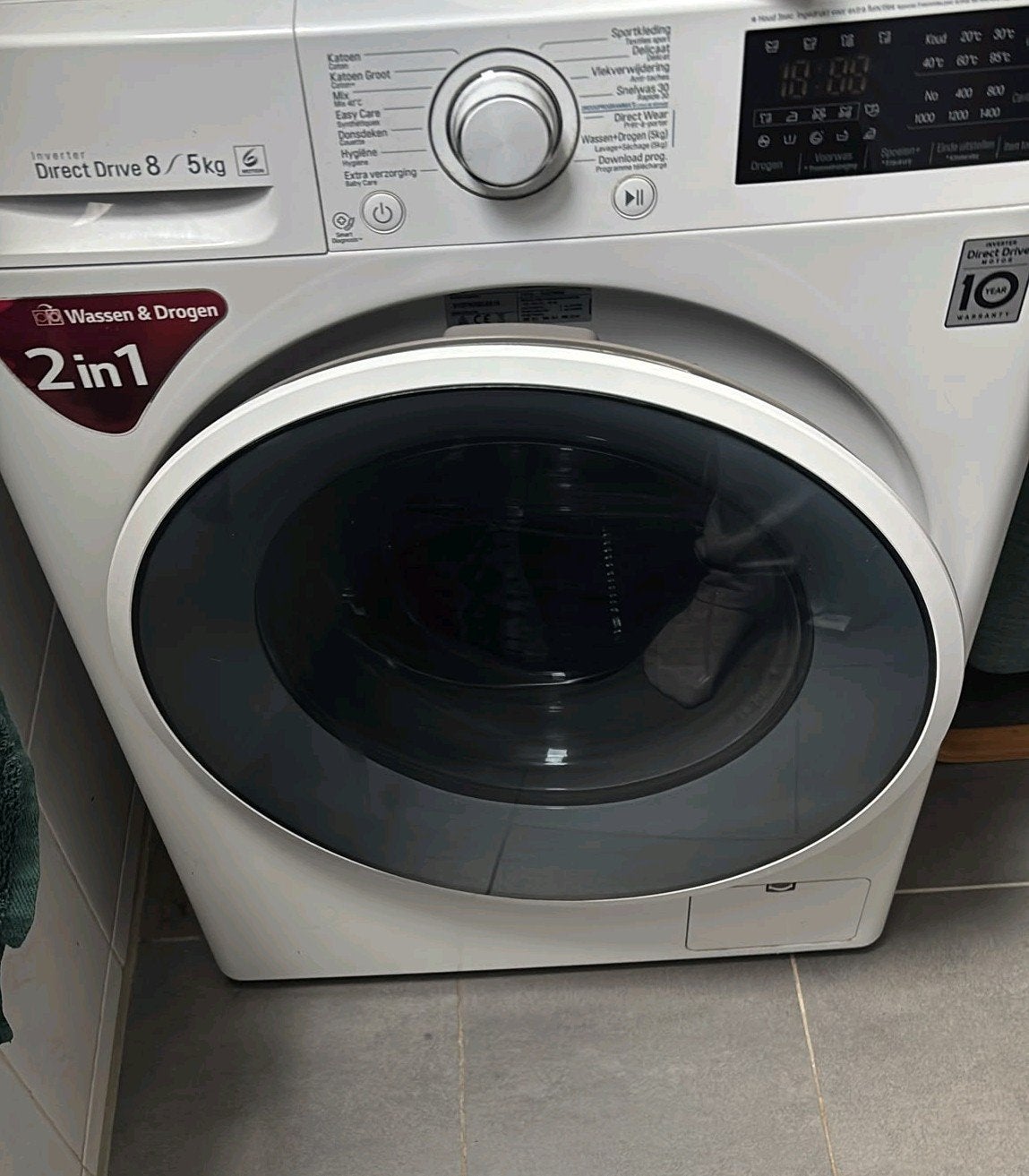 LG wasmachine en droger in 1 was droog combi ophalen na15/11, Ophalen