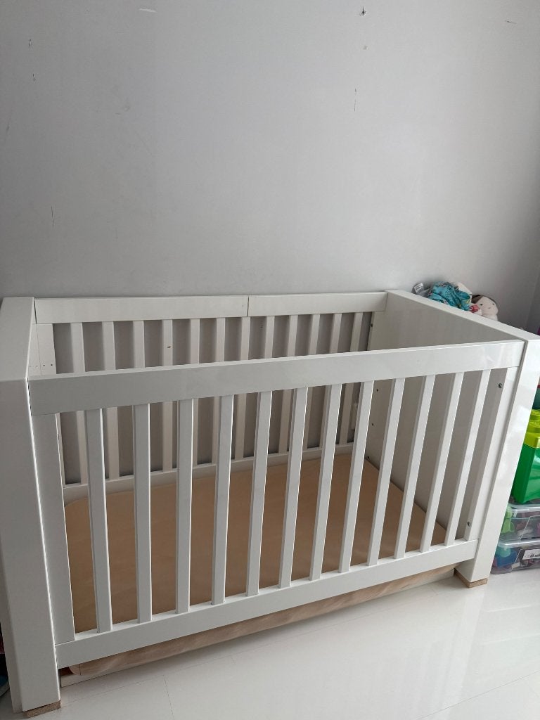 Kidsmill Alaska Ledikant bed incl matras gratis meenemen, Ophalen, Gebruikt, Ledikant