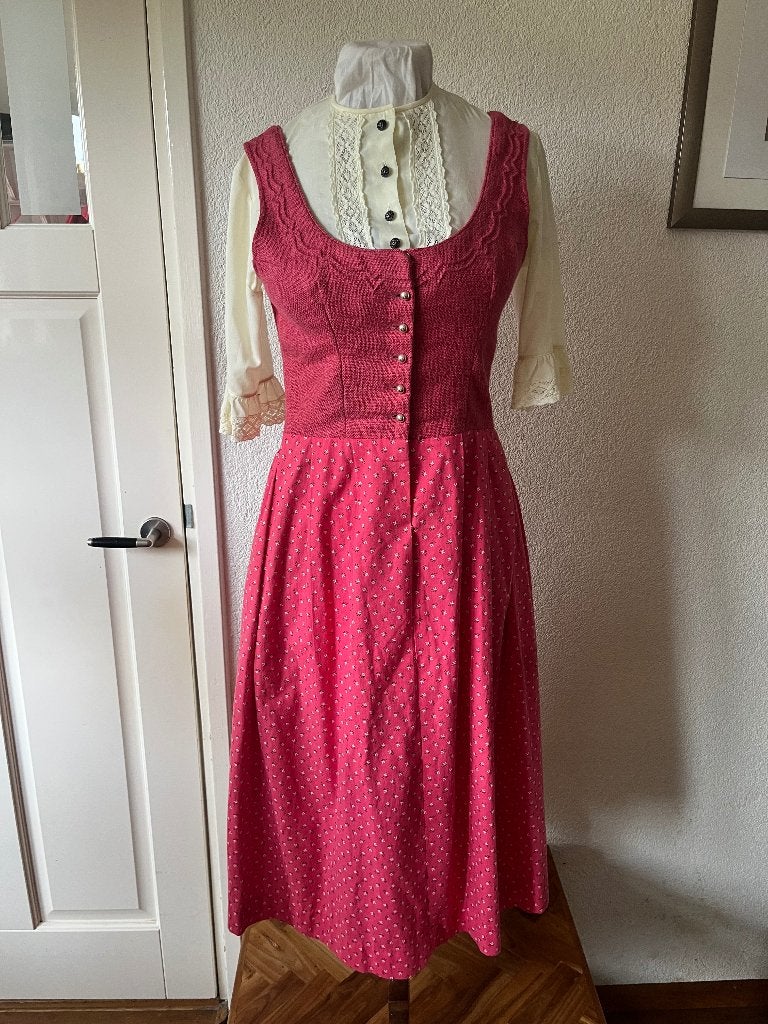 Tostmann Dirndl met mooie Vintage blouse maat 40, Maat 38/40 (M), Ophalen of Verzenden, Overige thema's, Kleding