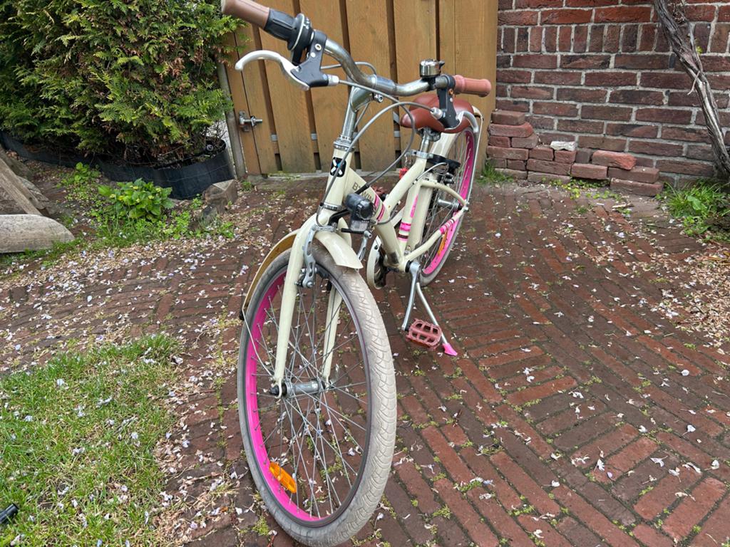 B'TWIN meisjesfiets 24 inch, 5 versnellingen, Ophalen, Zo goed als nieuw, 24 inch, Versnellingen
