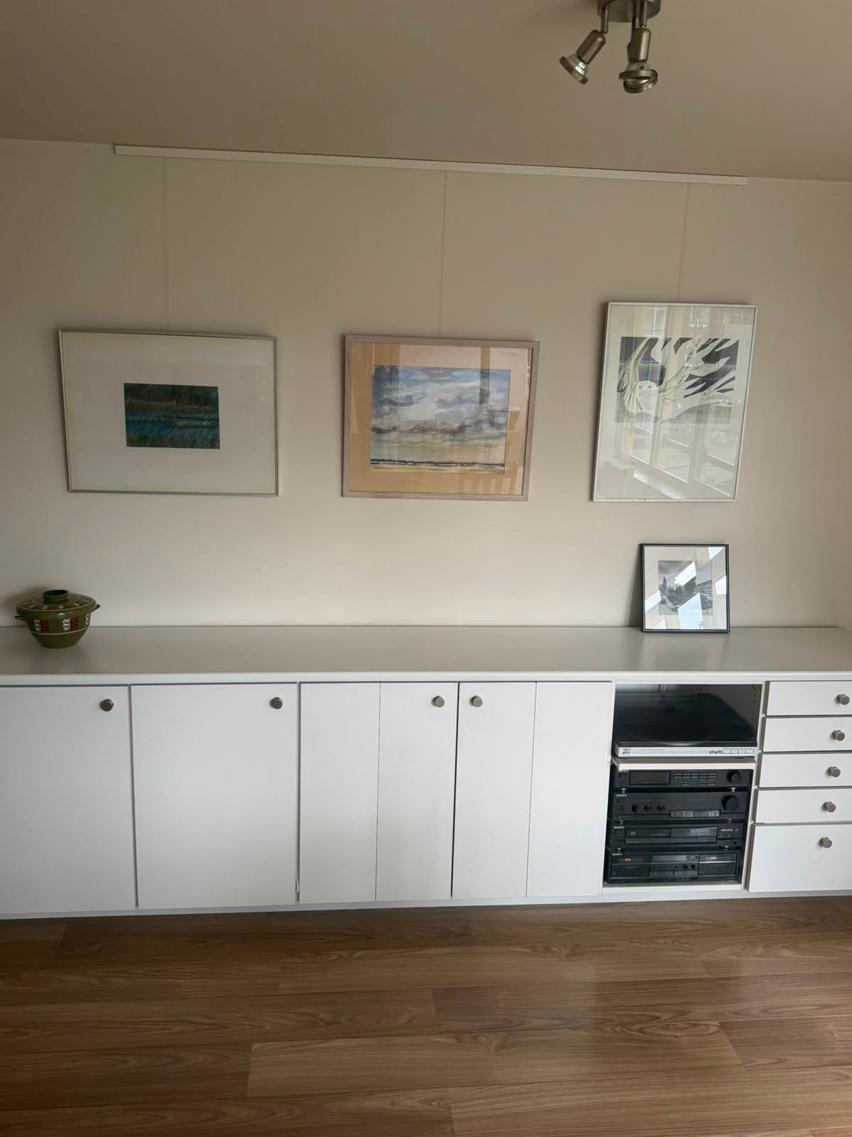 GRATIS Wit dressoir (293B x 86H x 50D), Ophalen, Gebruikt, Met deur(en), 200 cm of meer