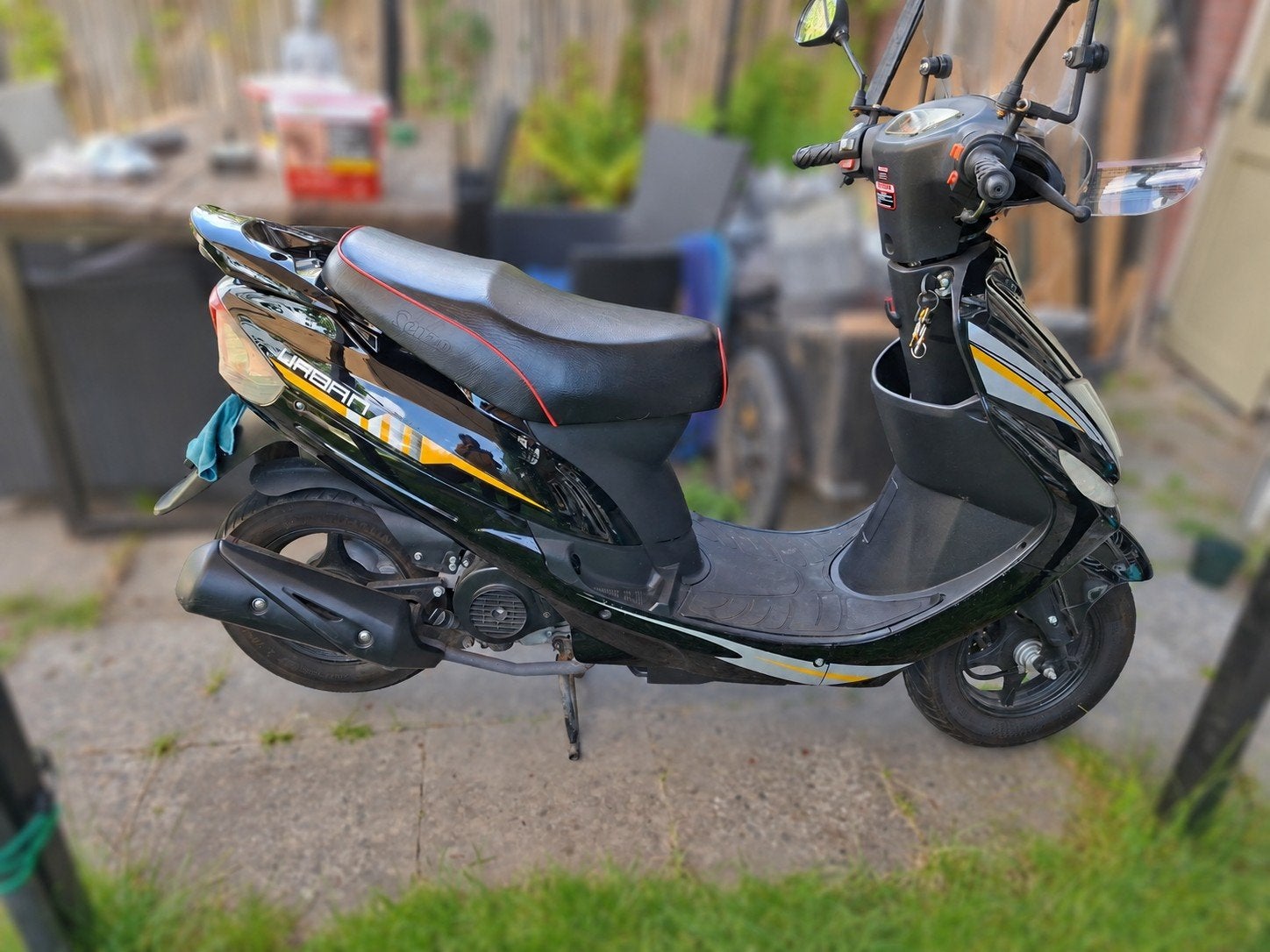 een prachtige senzo urban als nieuw, Fietsen en Brommers, Snorfietsen en Snorscooters, Ophalen, Zo goed als nieuw, Benzine, Overige merken
