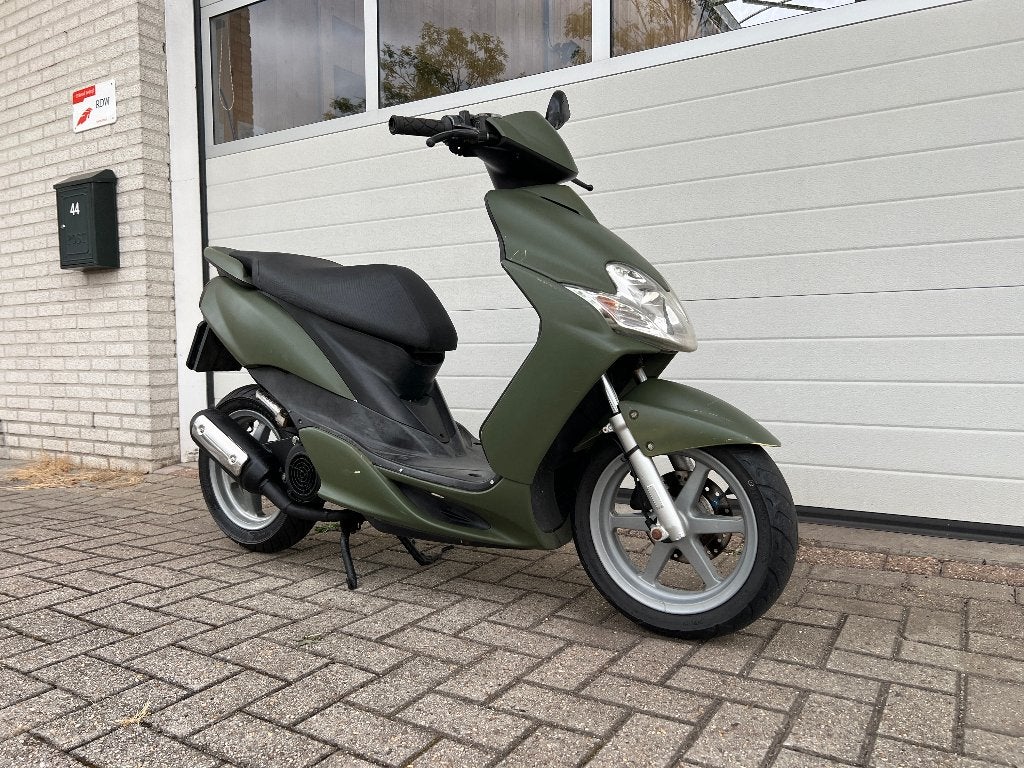 Goede Yamaha Jog R snorscooter. 2 takt. Start&Rijdt Perfect!, JogR of RR, Gebruikt, Benzine, Maximaal 25 km/u