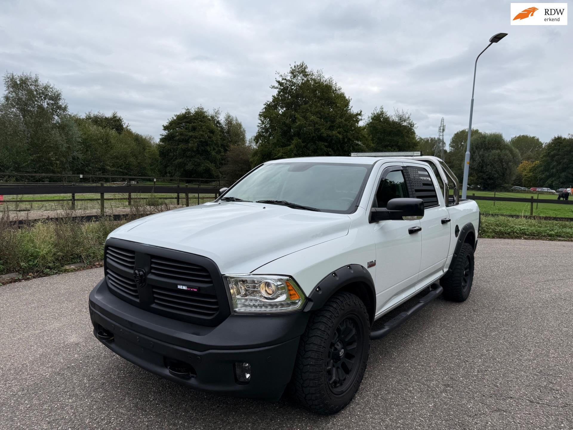 Dodge RAM 1500 5.7 HEMI 4X4 Dubbel Cabine Automaat Keyless S, Automaat, Gebruikt, Bedrijf, RAM 1500